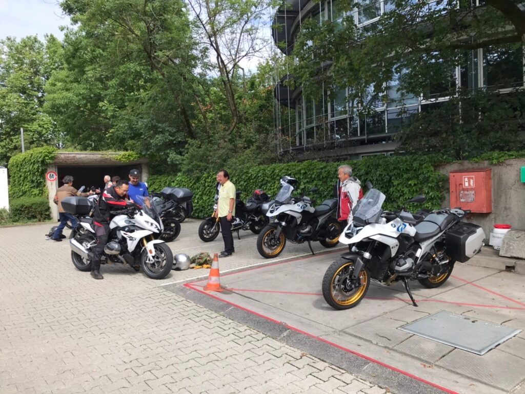 レンタルバイクとご対面